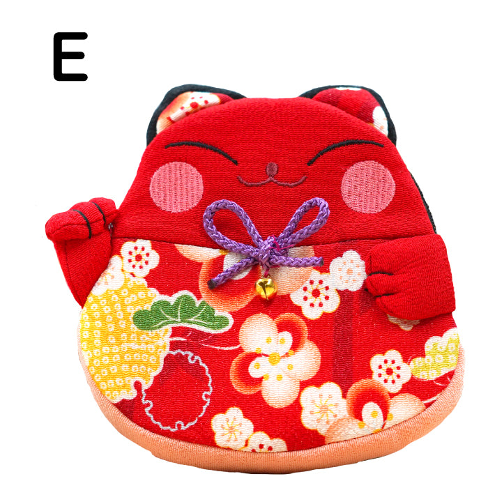 招き猫のポーチ12色　キャラクターポーチシリーズ