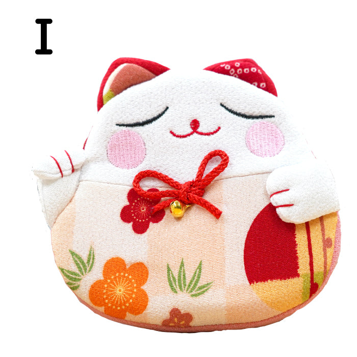 招き猫のポーチ12色　キャラクターポーチシリーズ